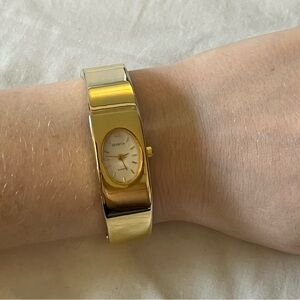 Vintage chunky gold cuff watch (working battery!)